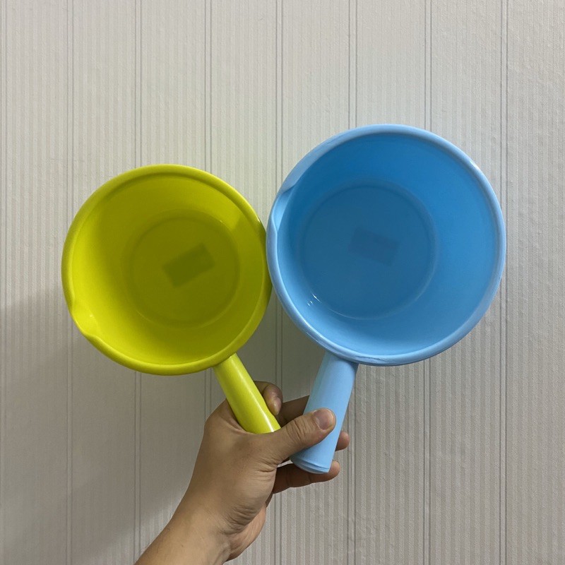 Gáo Múc Nước Nhựa Vinh Nam