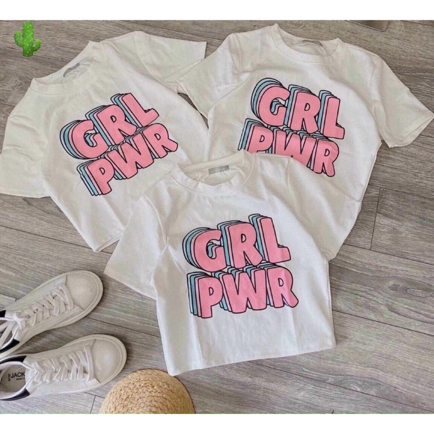 Áo croptop girl chữ hồng cá tính hariqueen
