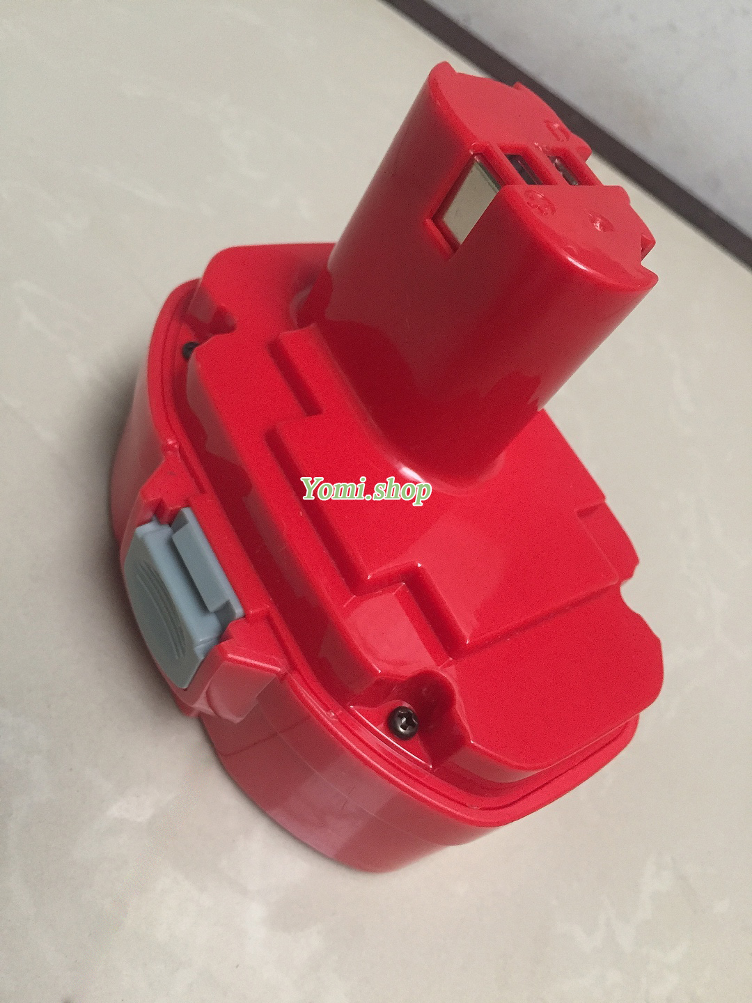 Pin Makita 18V Làm Từ Pin Samsung Mới - Pin Dạng Chọt