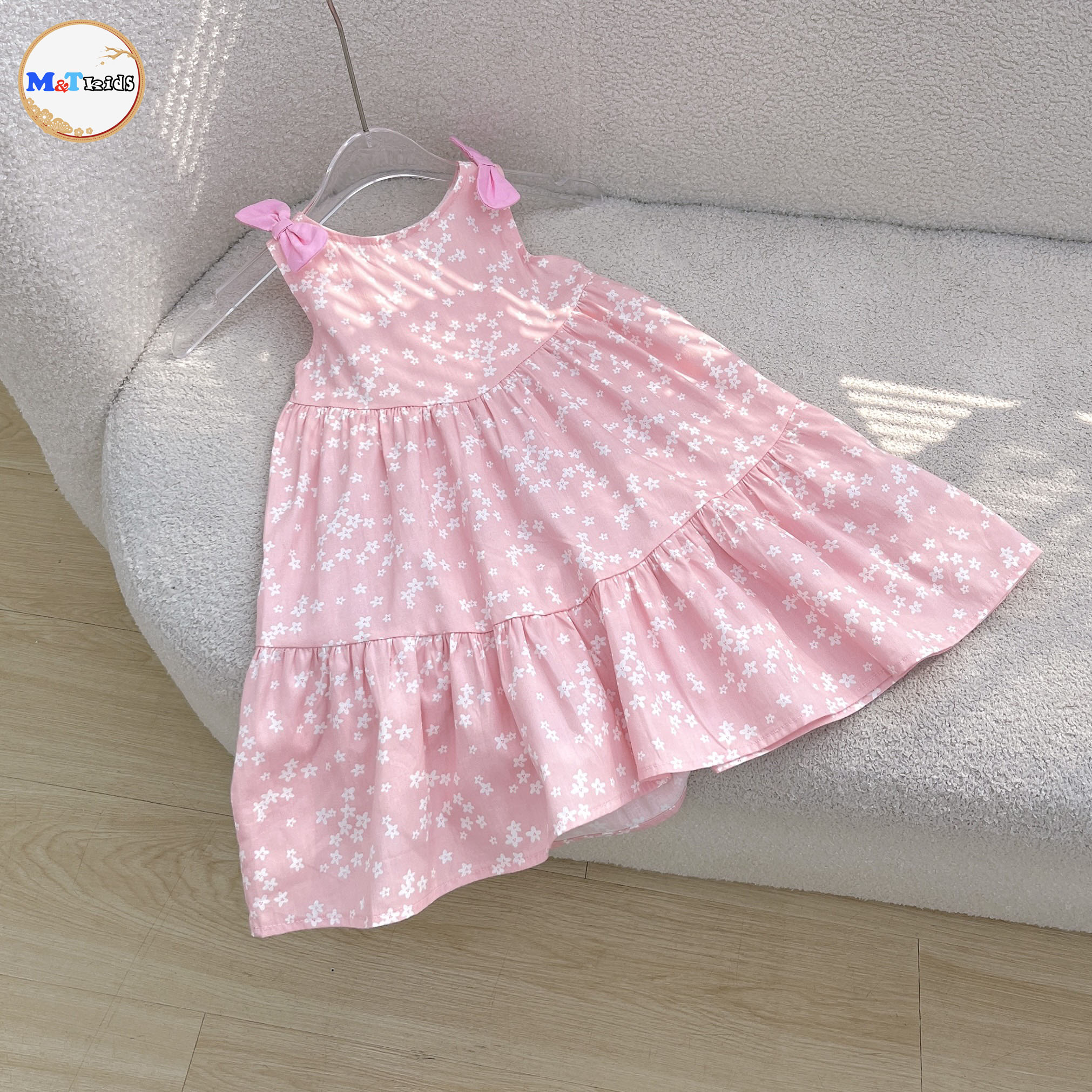 Váy bé gái hè phối nơ vai hoa nhí hồng - mt2108