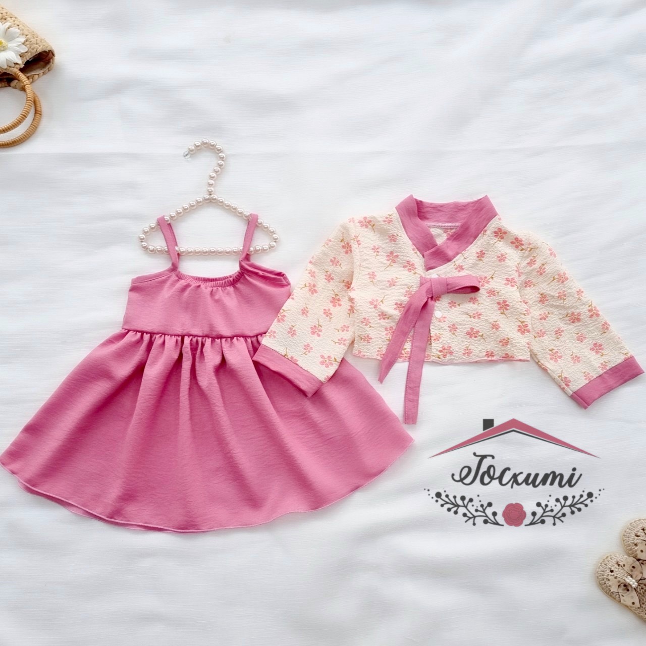 Váy hanbok hồng hoa xinh yêu cho bé - tocxumi
