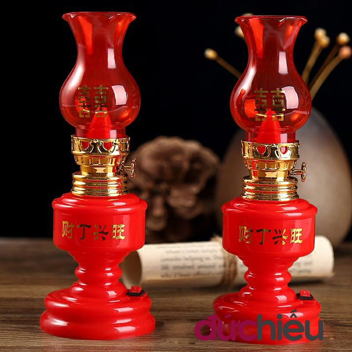 Đèn dầu điện tử dùng pin ( 1 cây ) , đèn để bàn thờ , đèn thờ cúng trang trí tết, bàn gia tiên - Đức Hiếu Shop