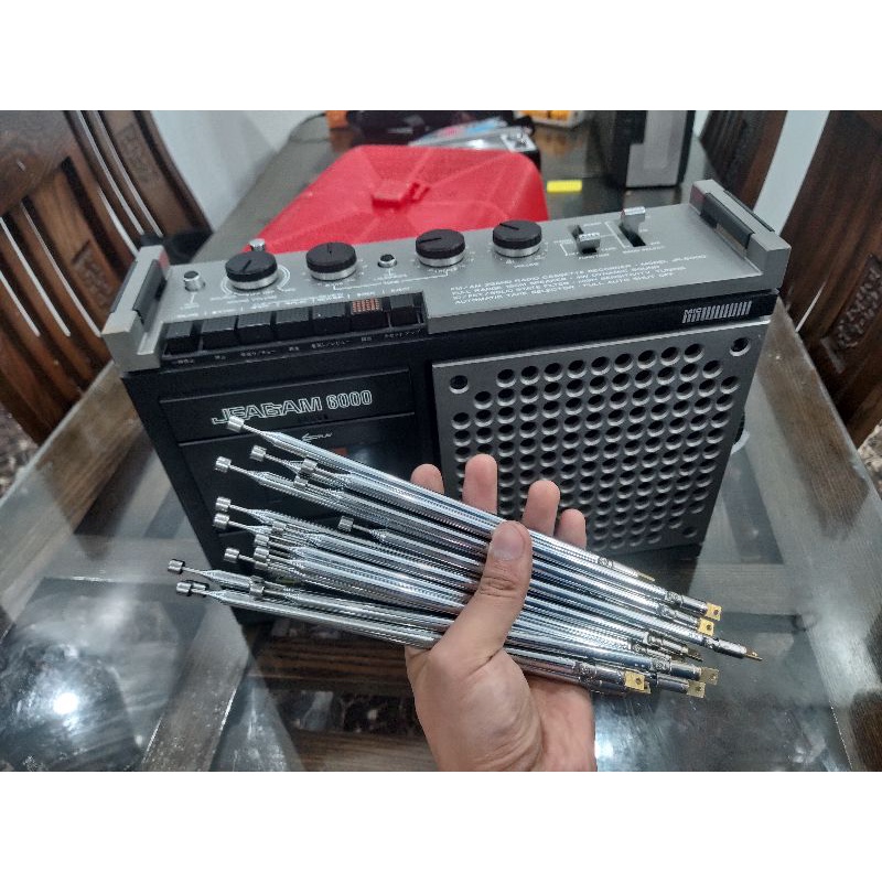 Râu Ăn teng Đài Radio