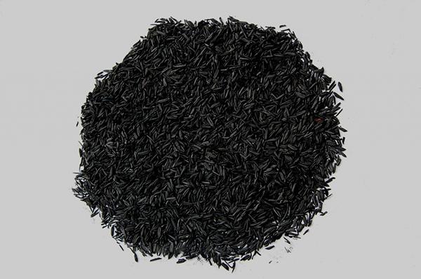 Trấu hun nguyên hạt dùng cải tạo đất, làm giá thể trồng rau mầm, sen đá..1kg