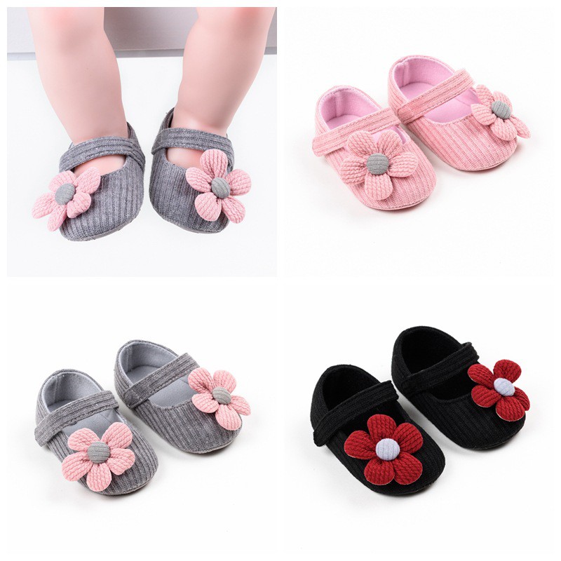 Giày tập đi cho bé gái