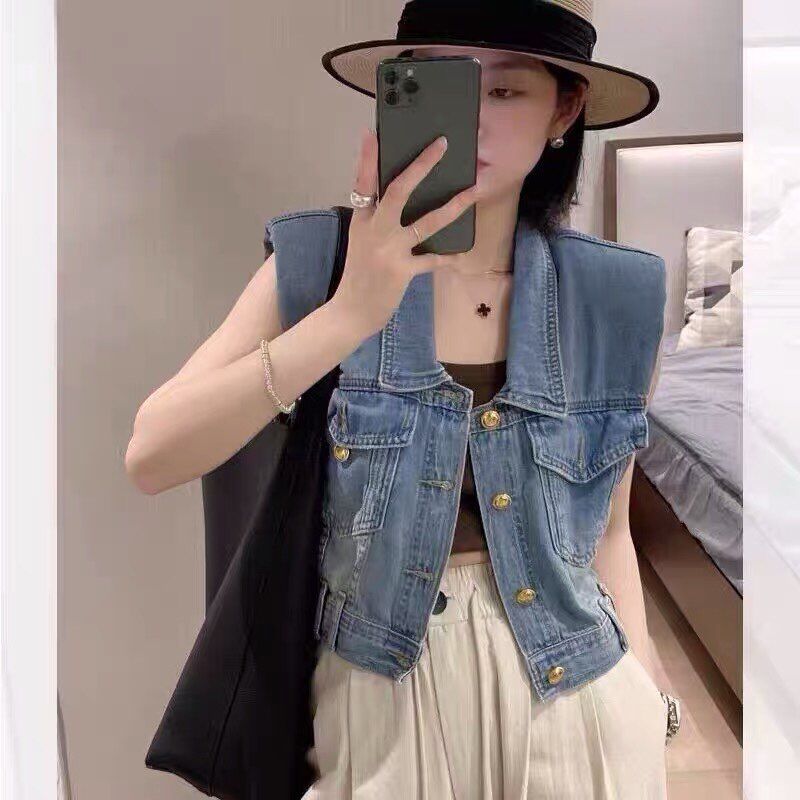Áo gile jean dáng ngắn đai gấu màu cực chất thời trang trẻ, Áo khoác bò sát nách chất dày dặn 2 túi ngực cá tính, Áo khoác bò gile trẻ trung - BING