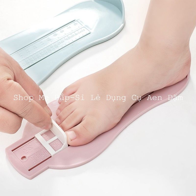 Thước đo kích thước bàn chân cho bé