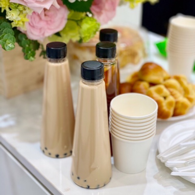 10 Chai nhựa tam giác 330 ml nắp đen