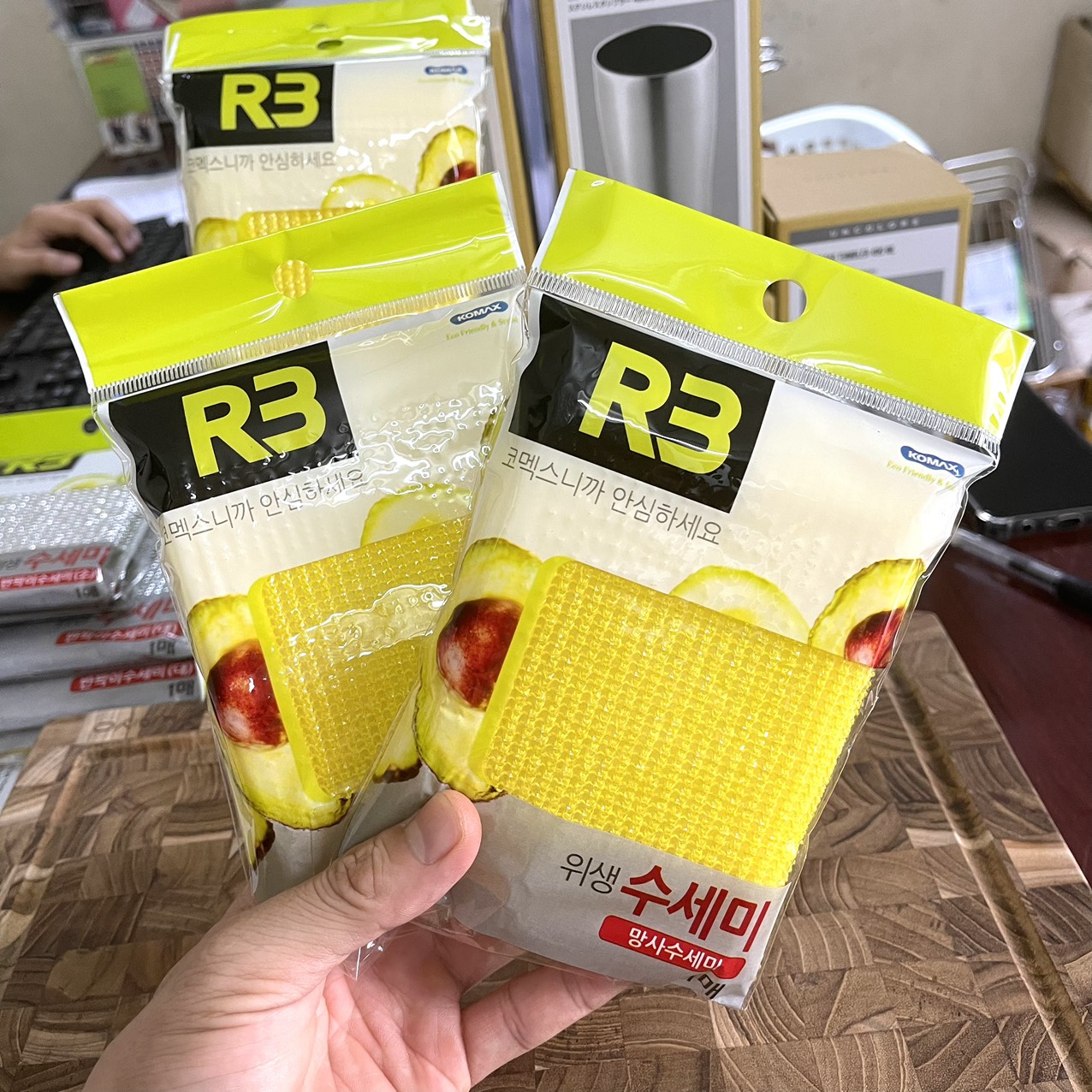 Miếng rửa chén Komax Hàn Quốc Cao su xốp thiên nhiên, Độ bền cao hơn