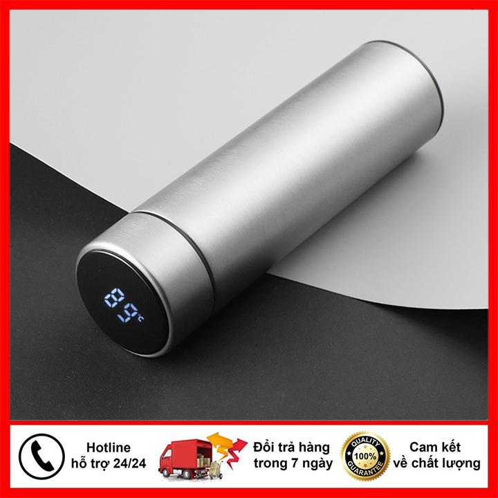 Bình có 2 lớp giữ nhiệt nên có thể giữ nhiệt nóng và lạnh trong nhiều giờ đồng hồ (giữ nóng/ấm từ 6 - 8 tiếng, giữ lạnh lên tới 24 tiếng) để bạn có thể thưởng thức nước uống yêu thích mọi lúc mọi nơi