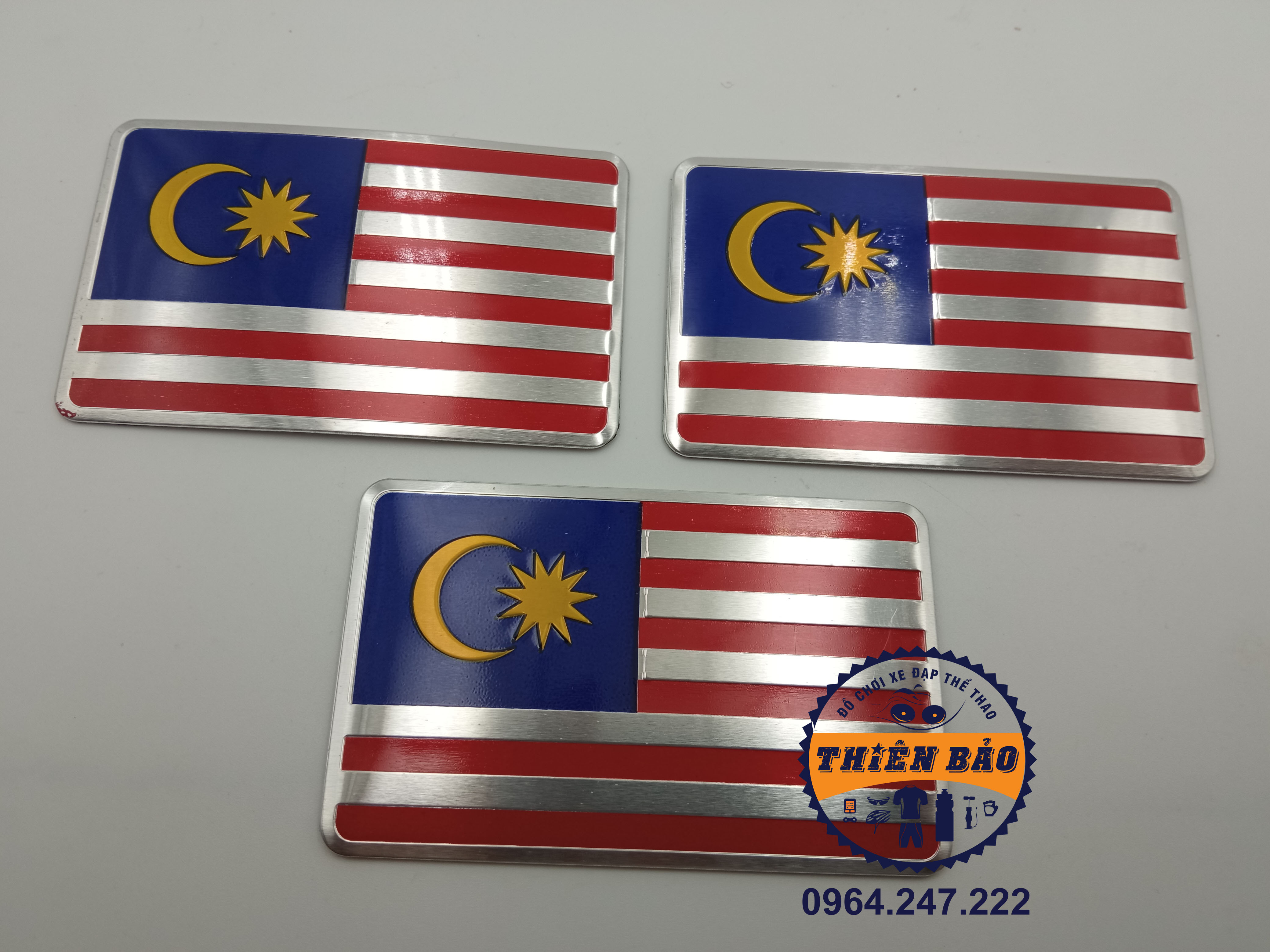 Tem nhôm dán xe hình cờ, Logo cờ Malaysia sticker dán xe oto cờ ...