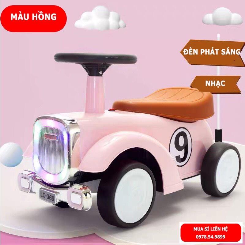 Xe lắc cho bé Xe chòi chân trẻ em hình ô tô phát nhạc đèn sinh động