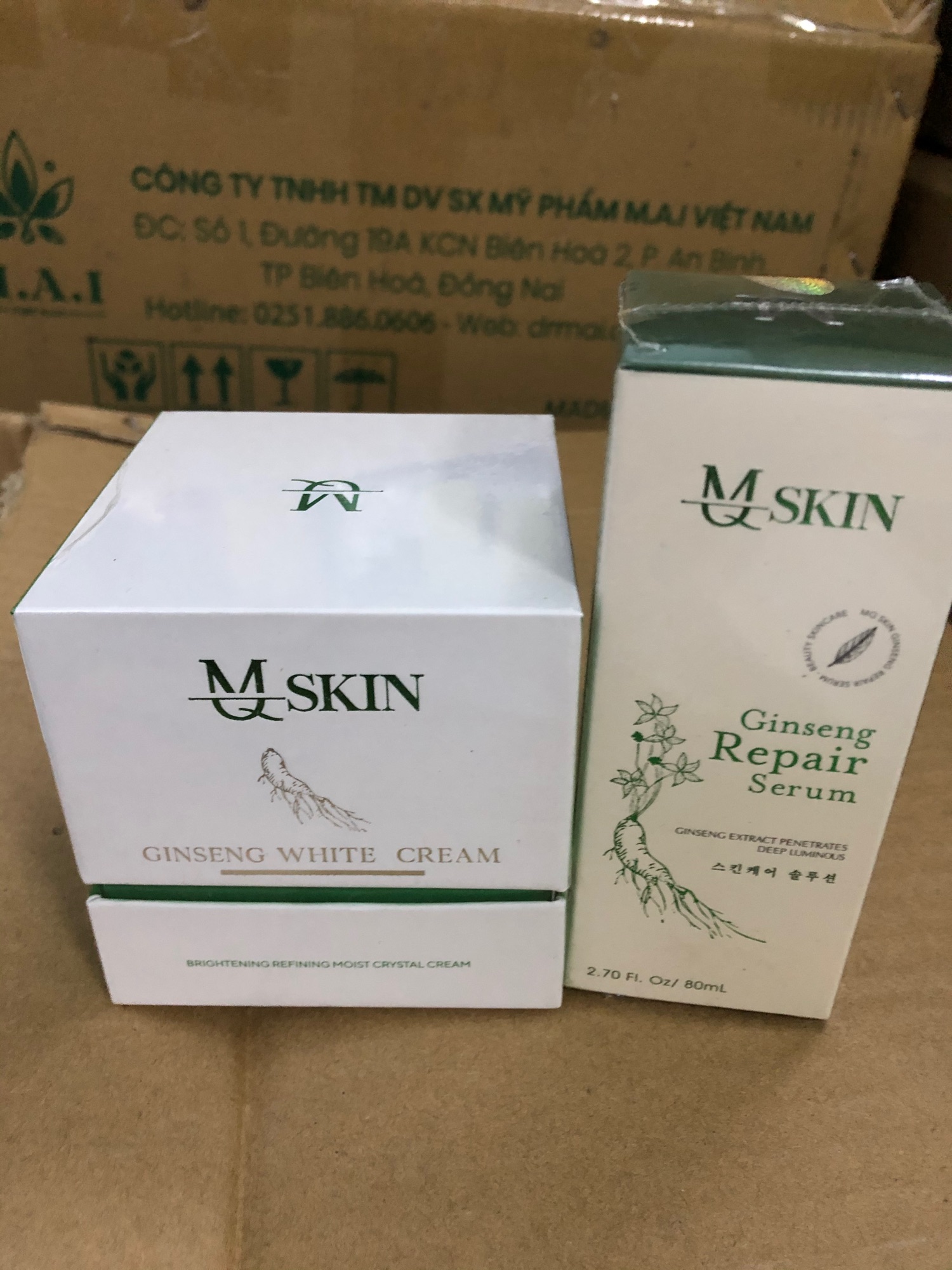 [HCM]Combo srum thay da mqskin + kem face nhân sâm mqskin+quà đặc biệt