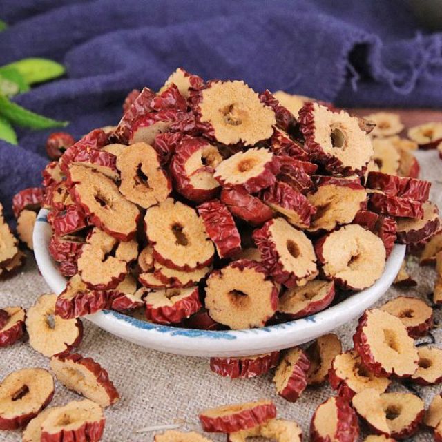 100g Táo đỏ cắt lát 999- nấu chè dưỡng nhan hãm trà dưỡng nhan- Freeship-Tuyết yến 999 Shop