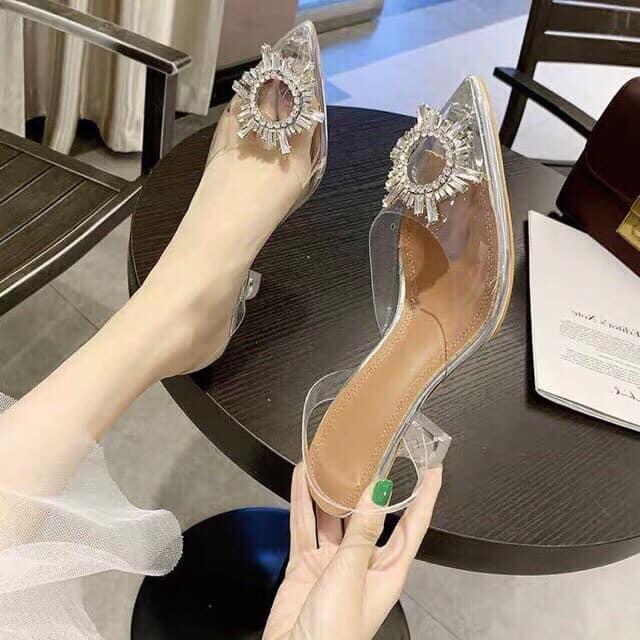 Sandal cao gót hoa đá