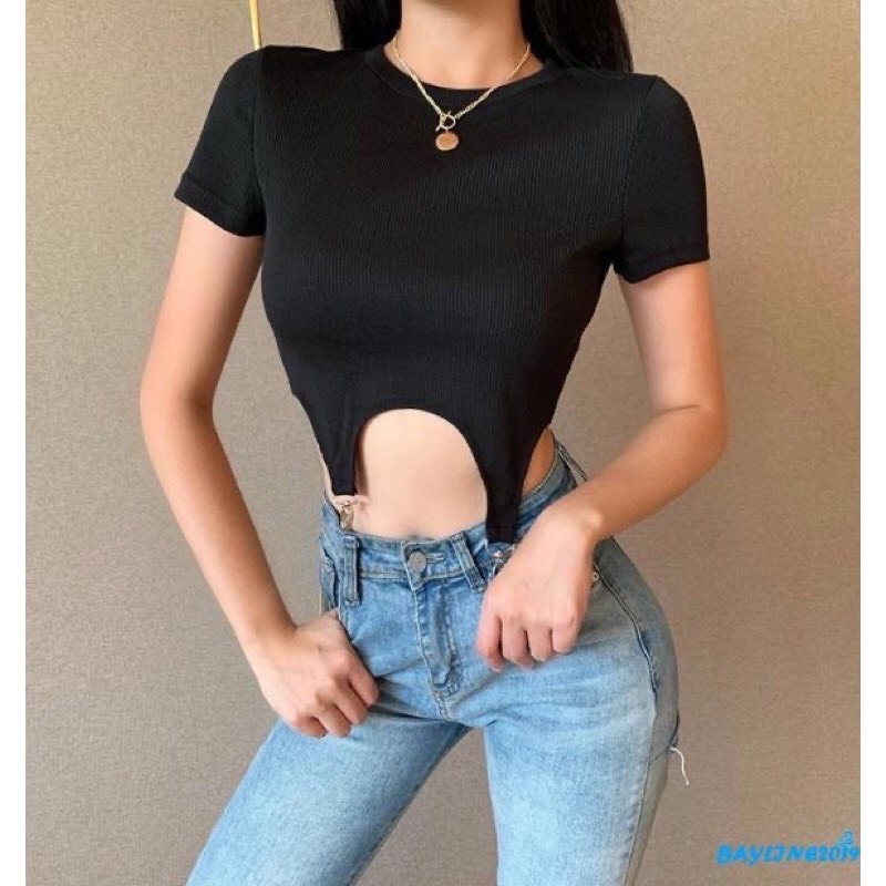 Áo kiểu nữ phối khóa gài 2 bên cá tính, chất vải thun gân co giãn sexy.
