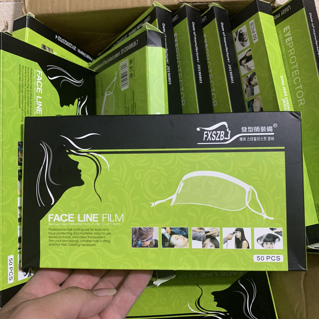 miếng dán che mặt làm hóa chất -hộp 50 miếng-dùng che mặt khi làm hóa chất, nhuộm và cắt tóc-dụng cụ làm tóc ptc