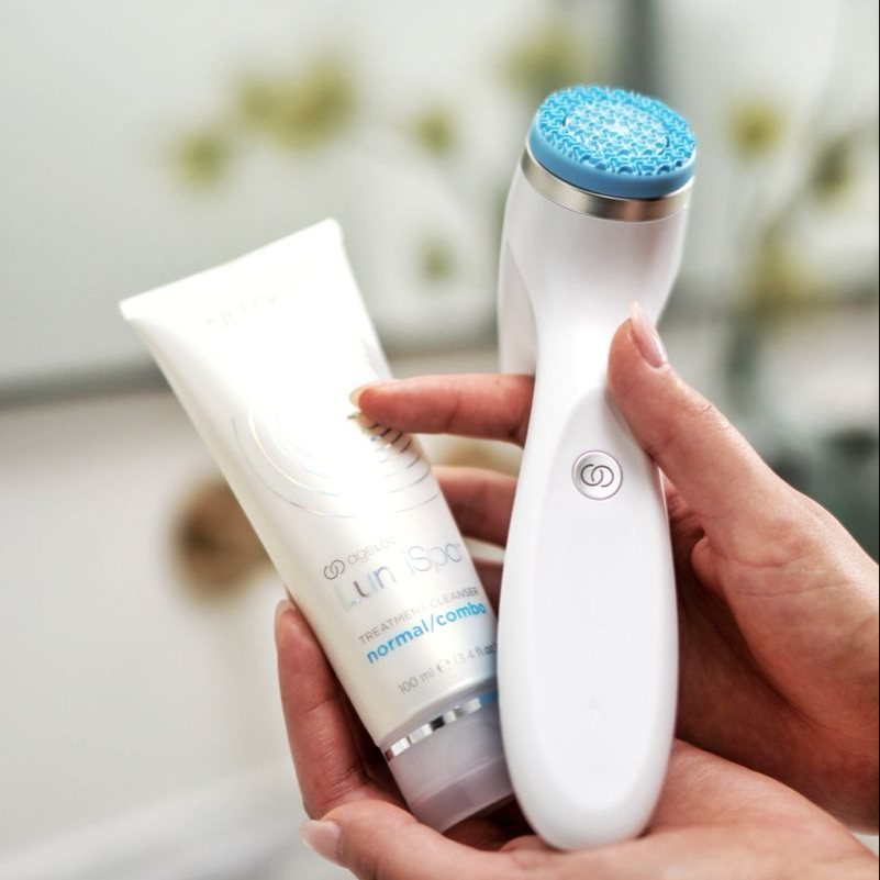 Bộ máy và sữa rửa mặt Lumispa chính hãng Nuskin- bảo hành 2 năm  mẫu mới