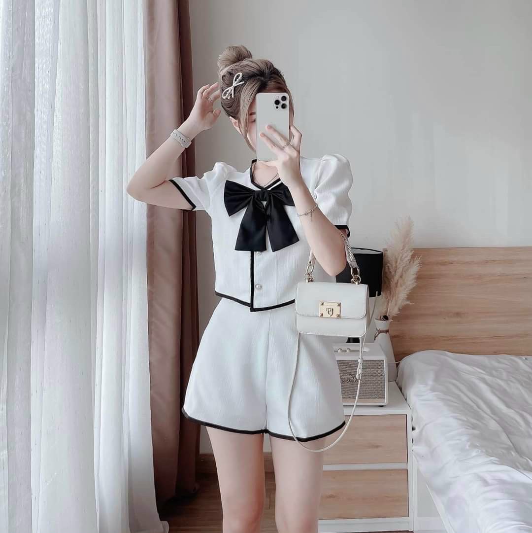 Sét bộ thời trang nữ mặc đi chơi, Sét bộ bố dạ áo tay ngắn chạy viền phối nơ trước mix quần đùi dễ thương