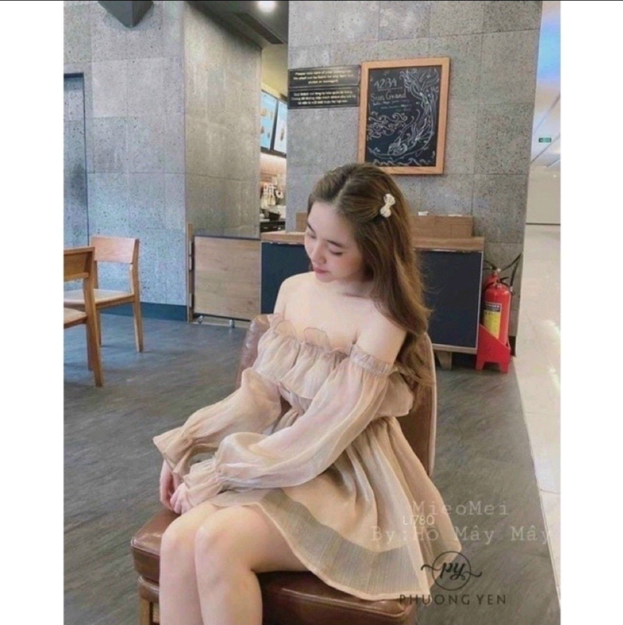 Đầm ngắn bẹt vai 2 lớp chất Tơ gân
