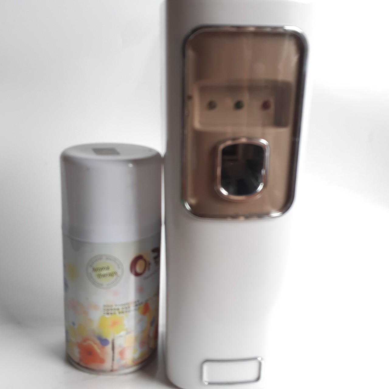 Máy xịt tự động cảm biến ánh sáng MD6+ nước hoa xịt phòng hương CAFE