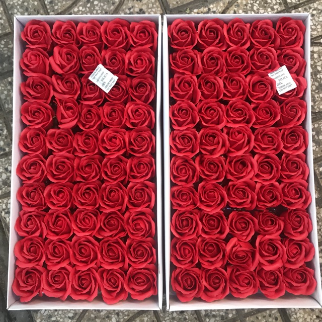 Hộp 50 bông hoa sáp các màu,  50 đầu bông hoa sáp dùng làm quà tặng cho người thân