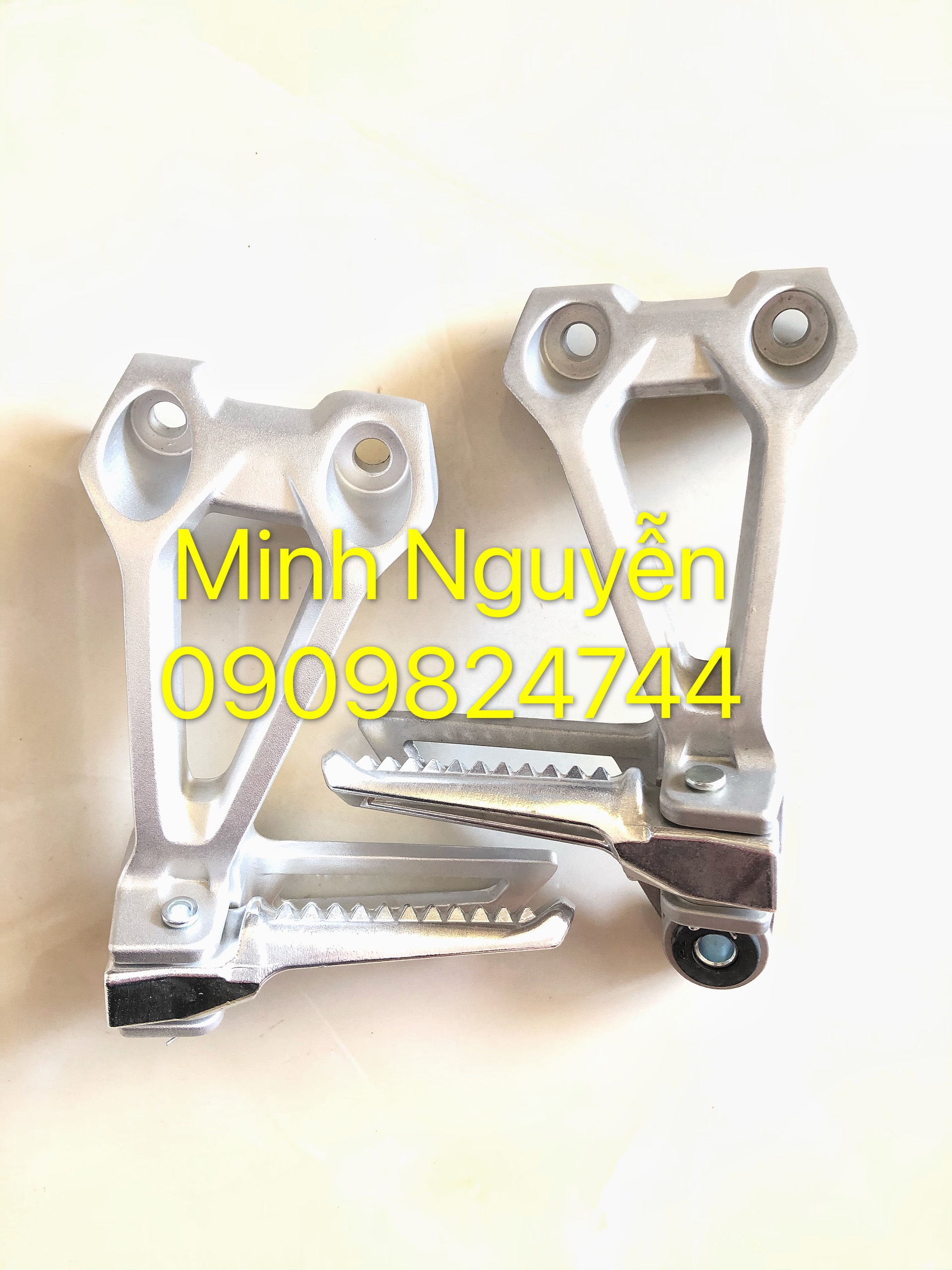 Gác chân sau Sonic ( full bộ gác chân sau, có bass nhôm)