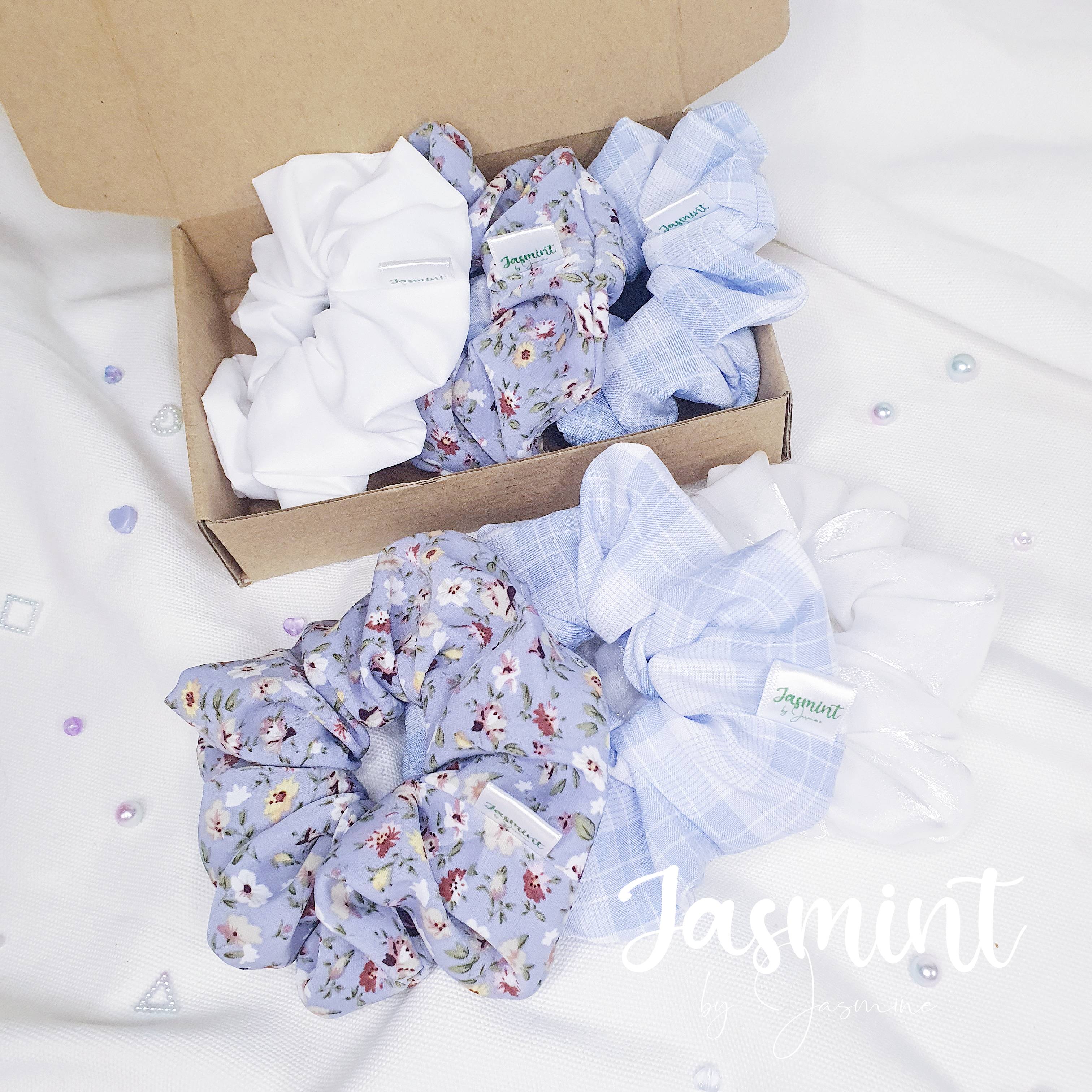 Scrunchies Đồ cột tóc, buộc tóc vải hoa tím môn nhẹ nhàng, tông xanh pastel đáng yêu, scrunchies chiffon size chuẩn phồng đẹp gift box, hộp quà cho phái nữ từ Jasmint