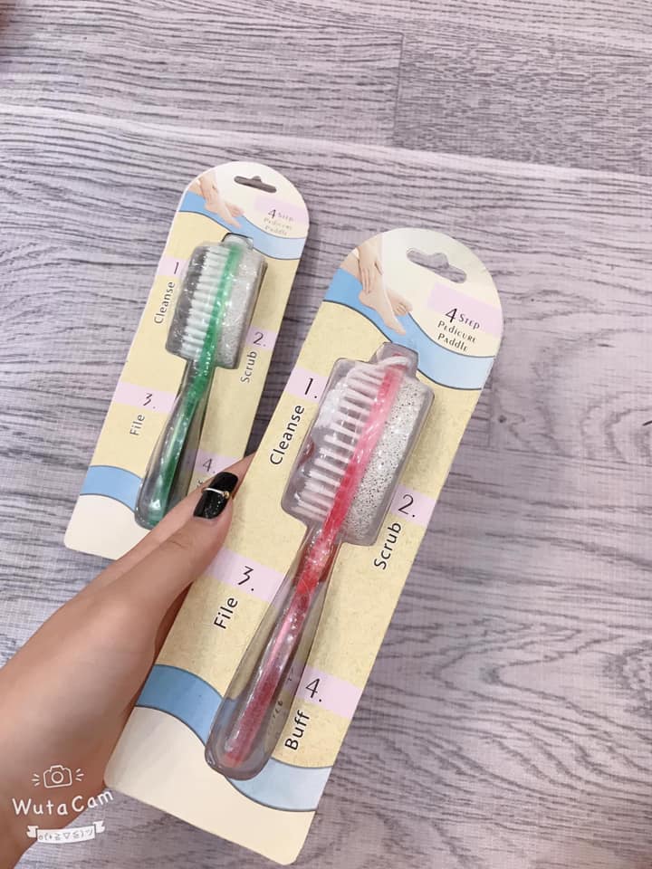 Đá bọt biển chà gót chân trắng hồng