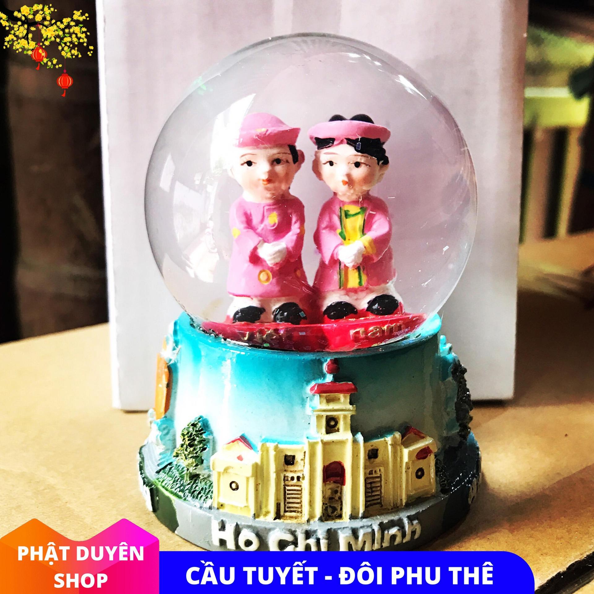 Quả cầu tuyết - đôi uyên ương phu thê