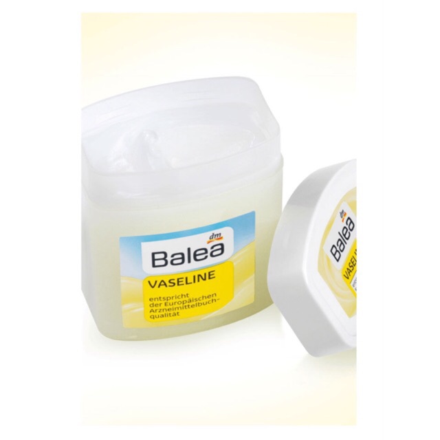 Sáp nẻ balea vaseline Đức