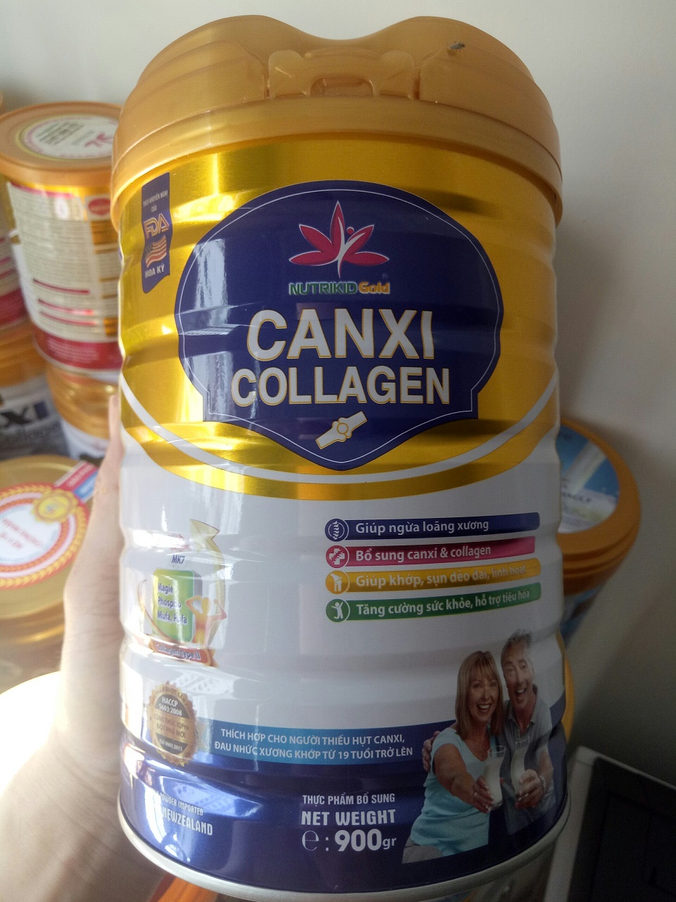 Sữa canxi bổ sung collagen chống lão hóa cho người già Nutrikidgold Canxi Collagen lon 900g