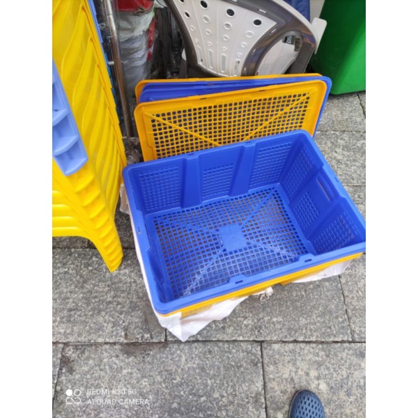Rỗ trái cây có nắp