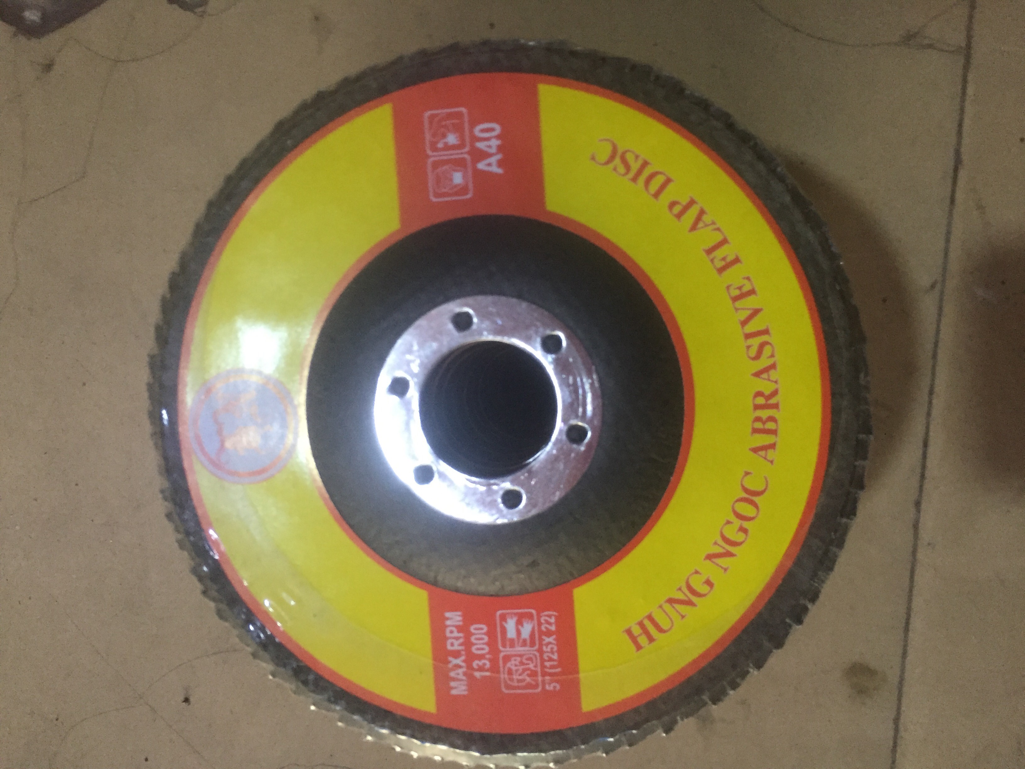 Nhám xếp 1 tấc 2 - đóng gói số lượng 10 cái 1 lốc