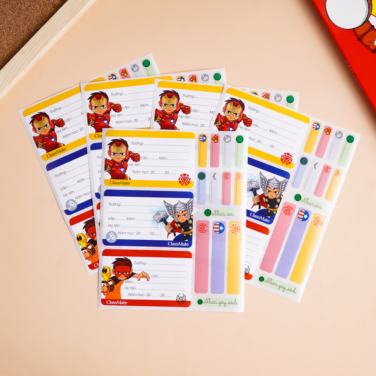 Nhãn Vở Có Keo Dán Sẵn CLASSMATE, Chất Liệu Giấy Bóng Nổi Bật, Họa Tiết Siêu Anh Hùng Dễ Thương 15 Cái/Tập CL-NT227
