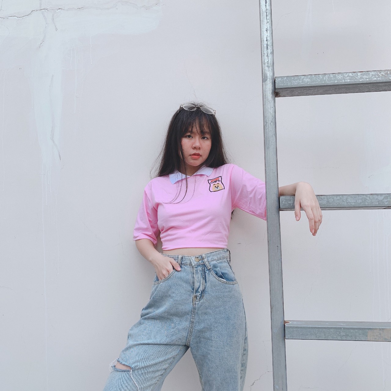 Áo kiểu croptop nữ ,ôm body, chất liệu vải thun co dãn