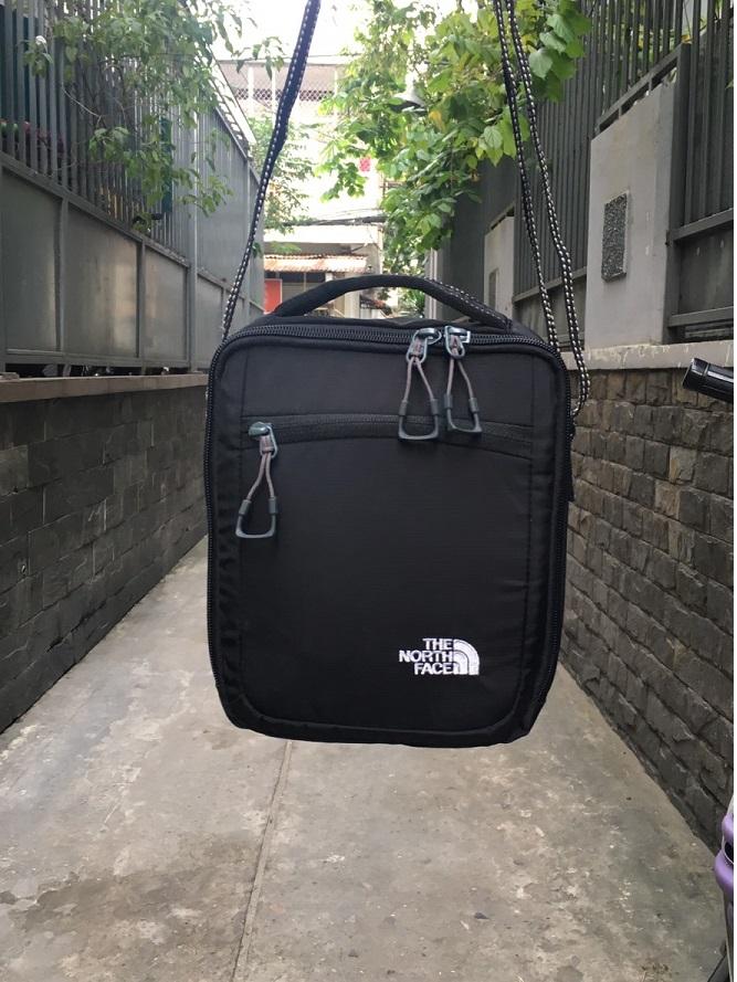 Túi đeo chéo ipad TNF thời trang