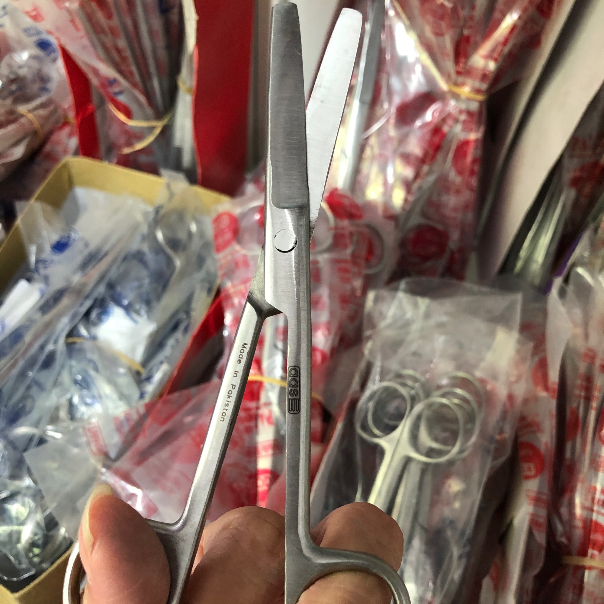 [HÀNG LOẠI 1] Kéo cong 2 đầu tù 14cm kéo cắt thuoc cong hai đầu tù kéo y tế cong hai đầu tù 14cm hàng parkistan