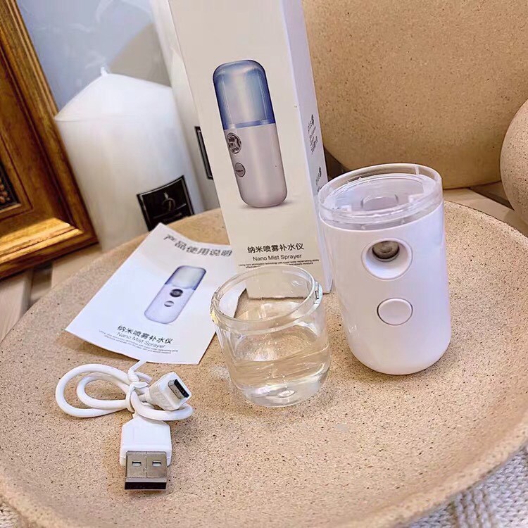Máy xông mặt xịt khoáng nano mini