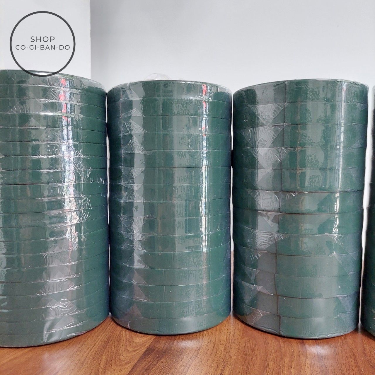 Băng keo xốp 2 mặt xanh đen 15 cuộn 1F5 dùng dính nẹp điện, dán quảng cáo, bảng chức danh, chữ decal