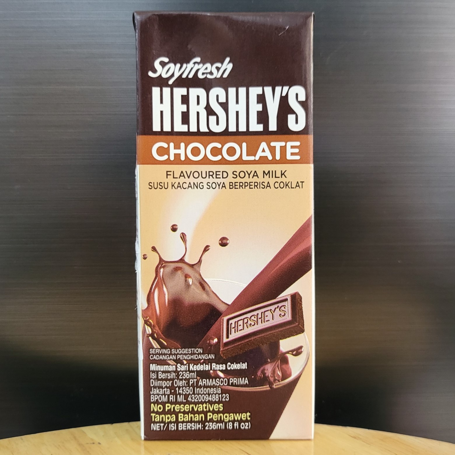 HERSHEY’S - hộp nhỏ NÂU 236ml / CHOCOLATE - SỮA ĐẬU NÀNH VỊ SÔ CÔ LA / MALAYSIA / Soyfresh Flavoured Soya Milk (HALAL)