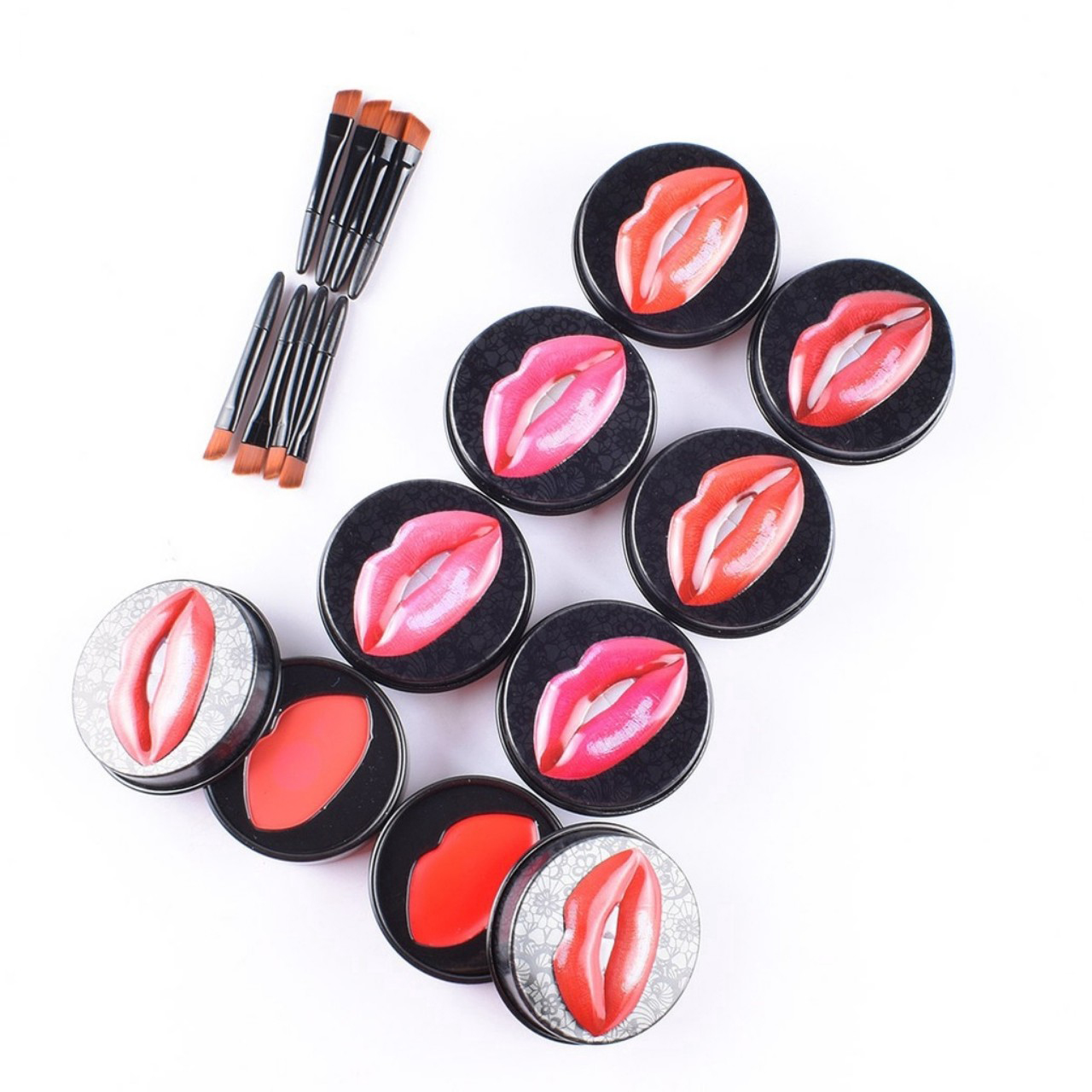 Son kem, dạng hộp kèm cọ đôi môi cá tính