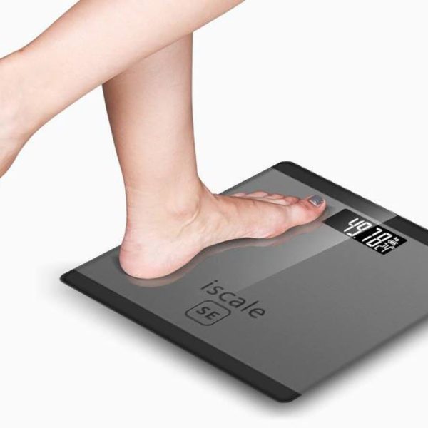 [HCM]CÂN SỨC KHỎE CAO CẤP CHỊU LỰC LÊN ĐẾN 180KG - CÂN ĐIỆN TỬ ISCALE MẶT KÍNH CƯỜNG LỰC CAO CẤP TẶNG KÈM PIN