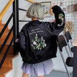 Áo khoác bomber thêu hoa size M đen