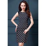 Đầm chấm bi công sở sát nách quý phái.