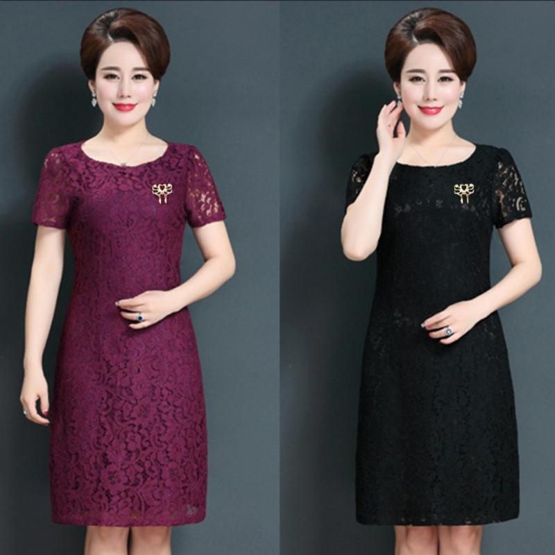 Nơi bán Đầm ren dự tiệc đỏ đính phụ kiện cài áo sang trọng