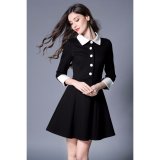 Đầm xòe công sở cúc bọc phối trắng Nhà may Thu (Đen)