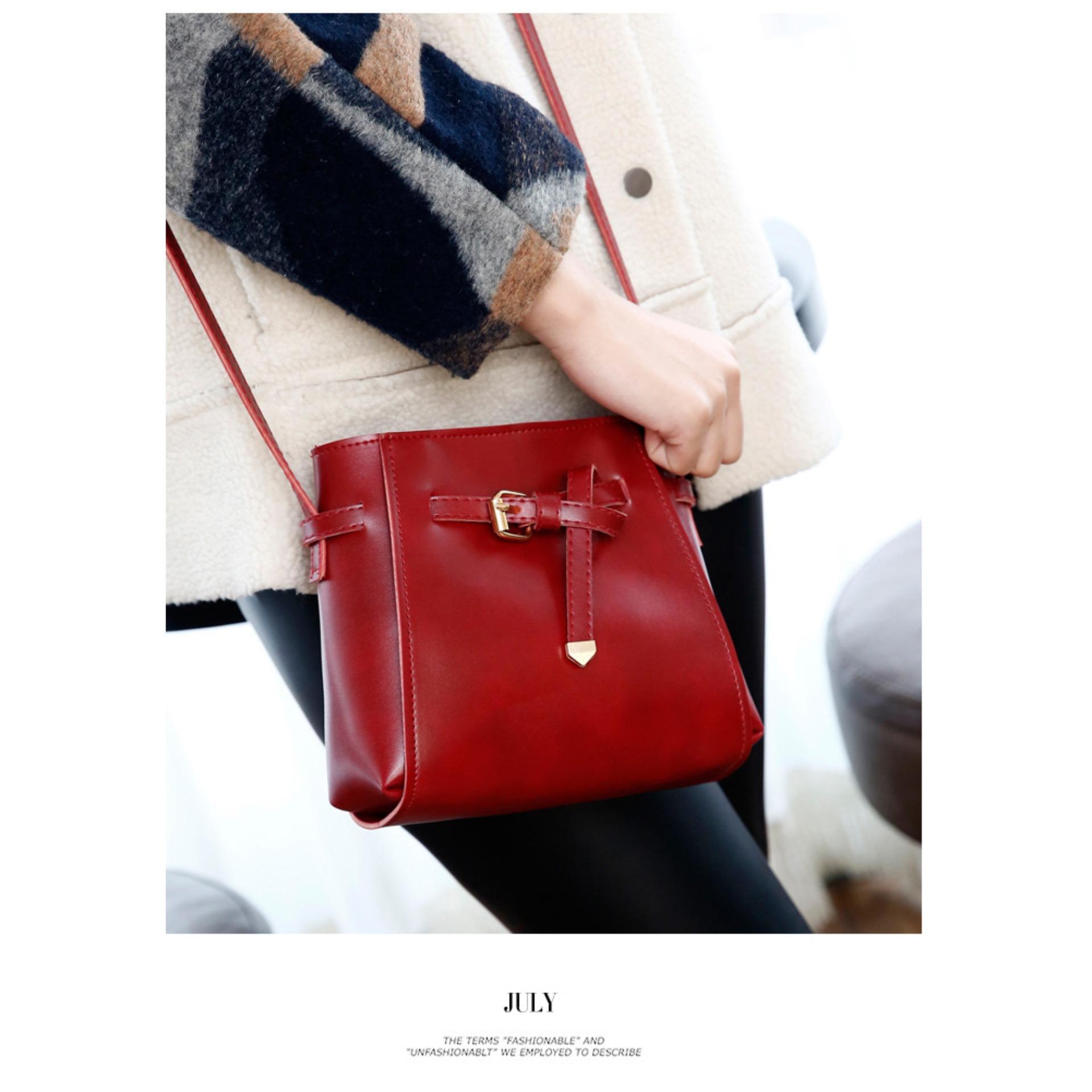 Túi xách đeo chéo thời trang phụ kiện thắt đai cá tính cho nữ (Đỏ) MLM