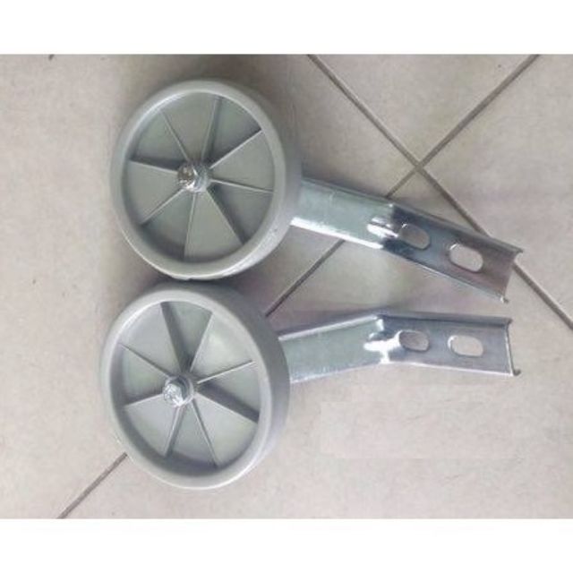 Bánh phụ xe đap trẻ em