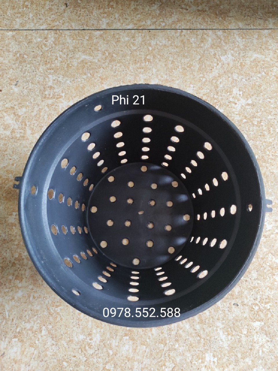 Combo 10 Chậu nhựa đen nhiều lỗ trồng Lan phi 21 cm